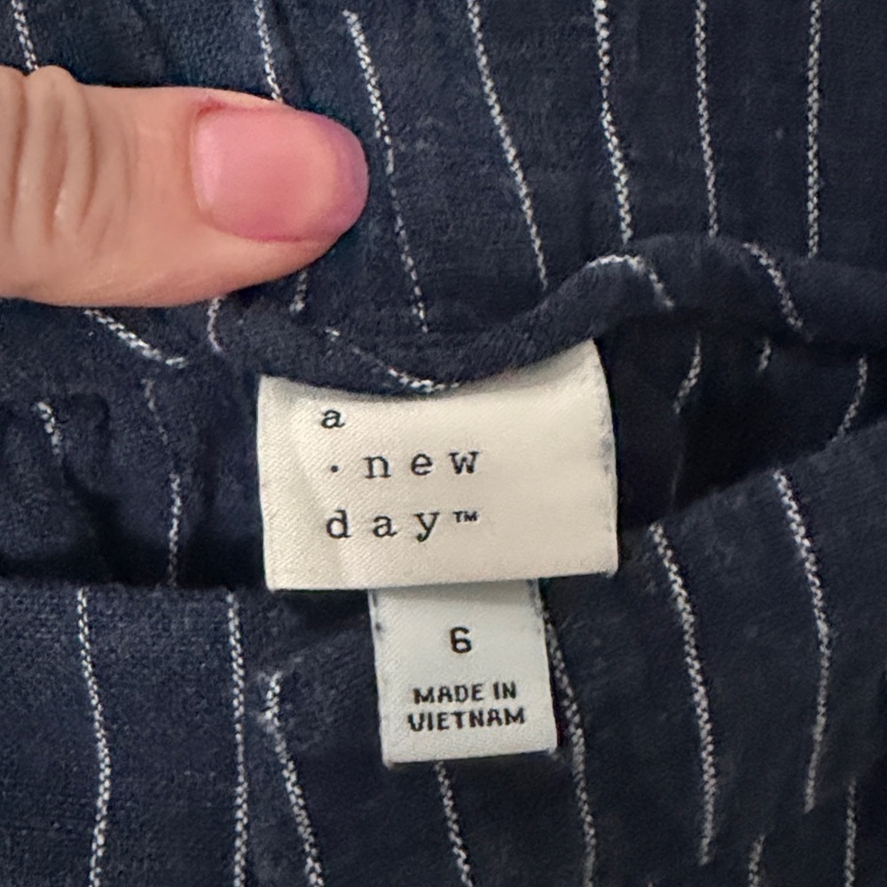 a new day Dark Blue Pinstripe Pants linen size 6 - Picture 2 of 4